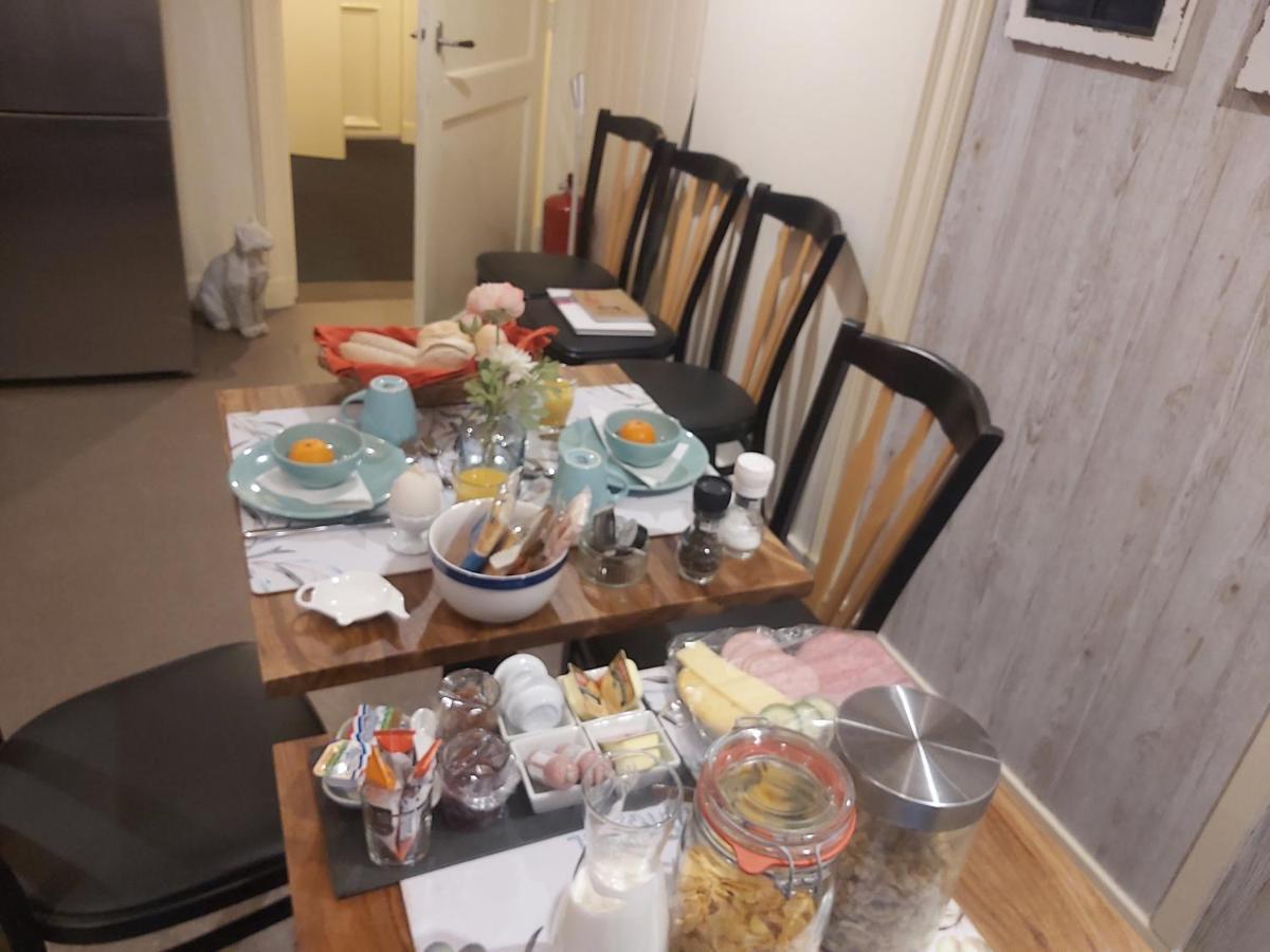 B&B Bij De Sassenpoort Zwolle  Bagian luar foto