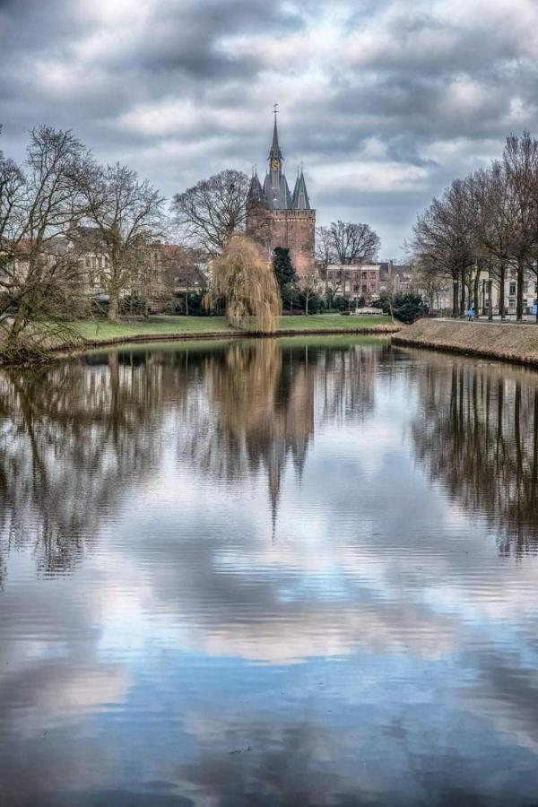 B&B Bij De Sassenpoort Zwolle  Bagian luar foto